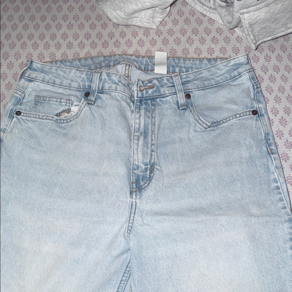 Forever 21 Light Blue Straight Leg Jeans